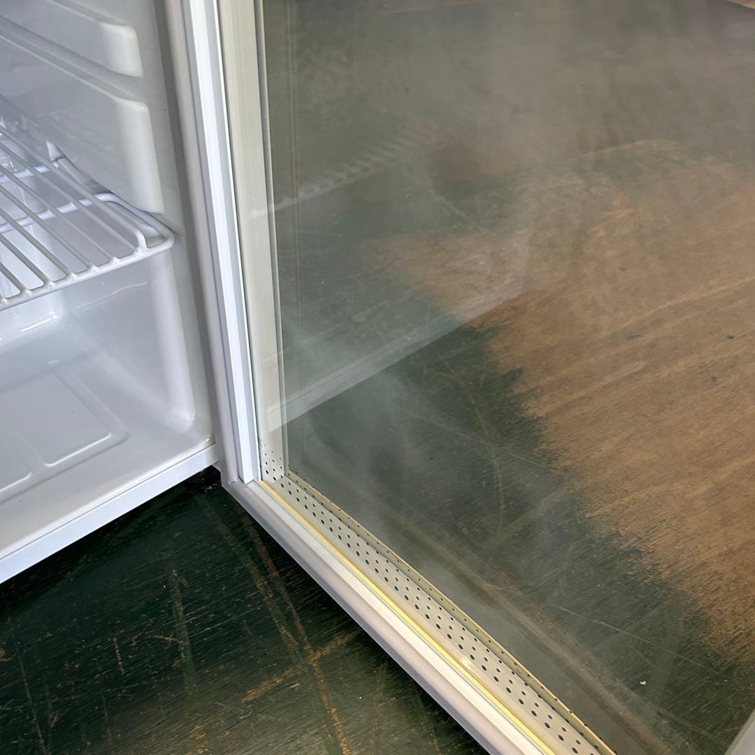 119 業務用 冷蔵ショーケース オフィスコンビニ XW-105 左右開き 小型