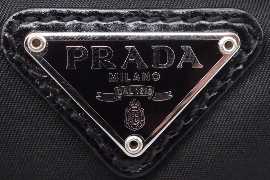 PRADA ナイロン ポーチ 1N0175 ブラック 黒 コスメ メイク