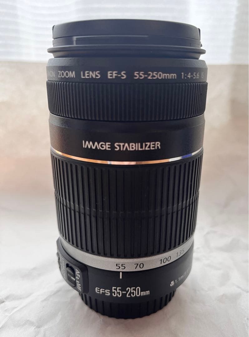 Canon EF-S 55-250mm f/4-5.6 ズームレンズ