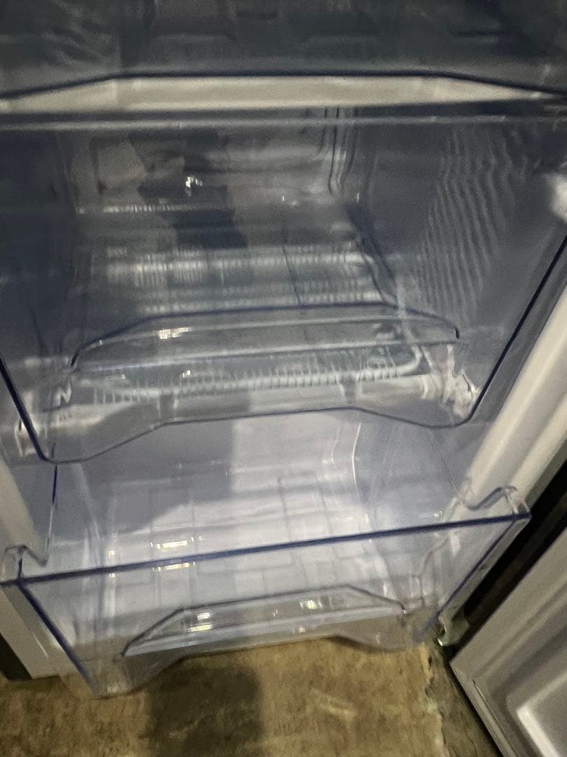 超美品⭐︎アイリスオーヤマ ⭐︎冷凍庫 60L ブラック IUSD-6B-B