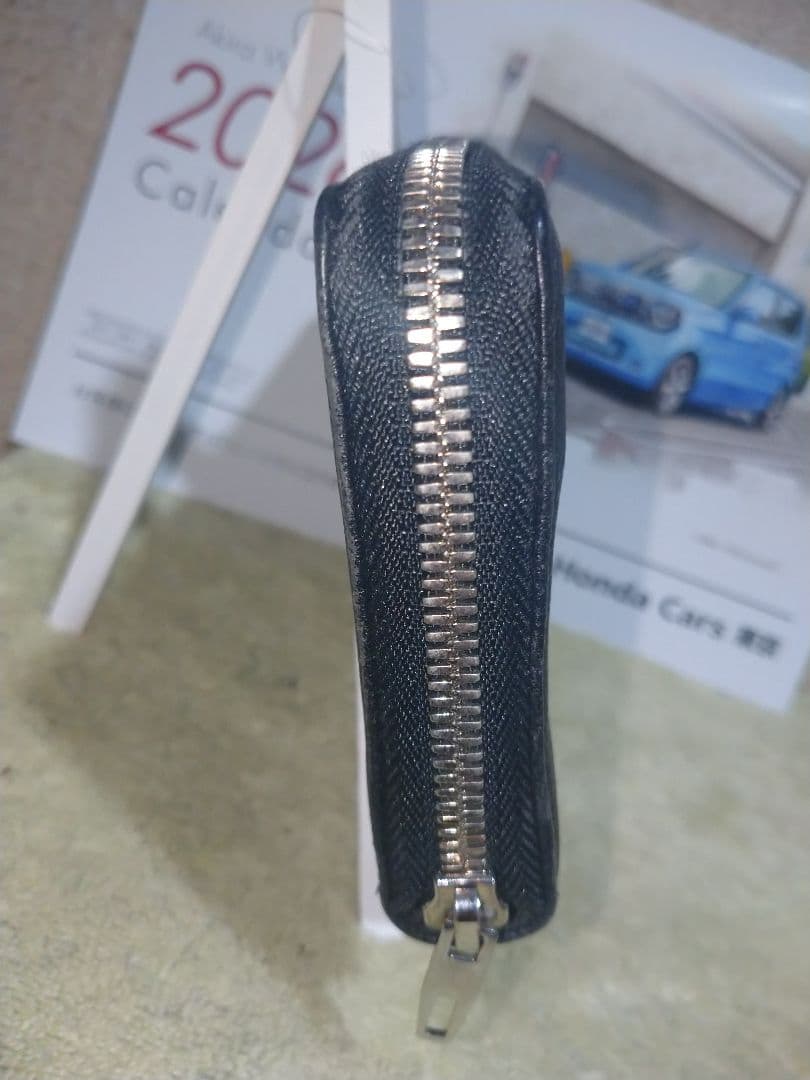 【希少】バレンシアガ　 ペイント加工　ラウンドファスナー長財布