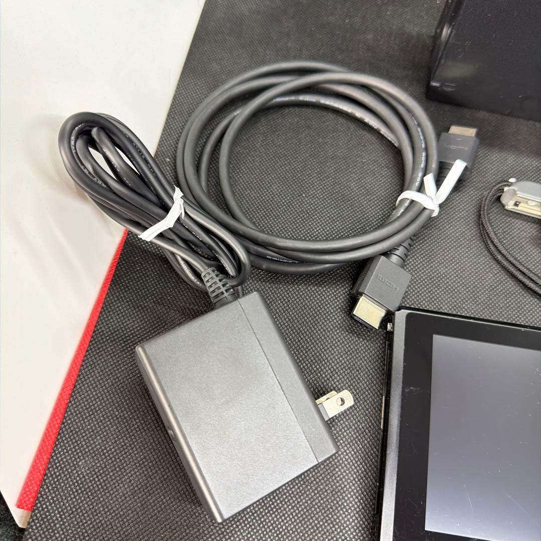 Nintendo Switch 本体 + 付属品