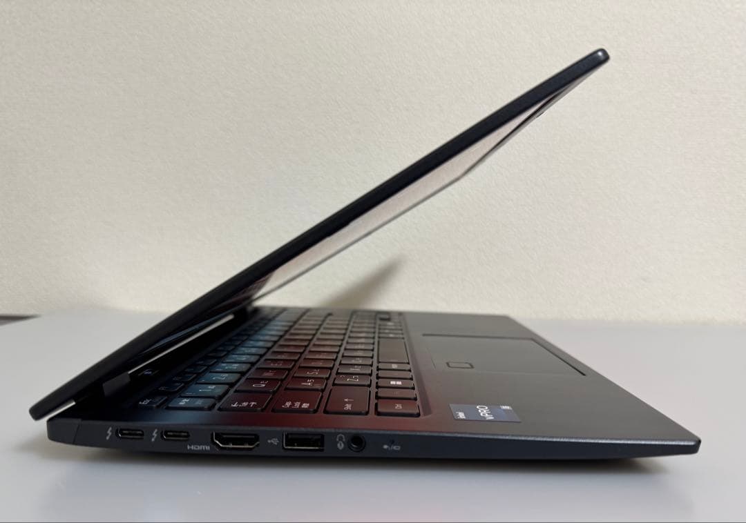 累積372 東芝 G83LY 16GB Office 顔/指紋認 2024モデル