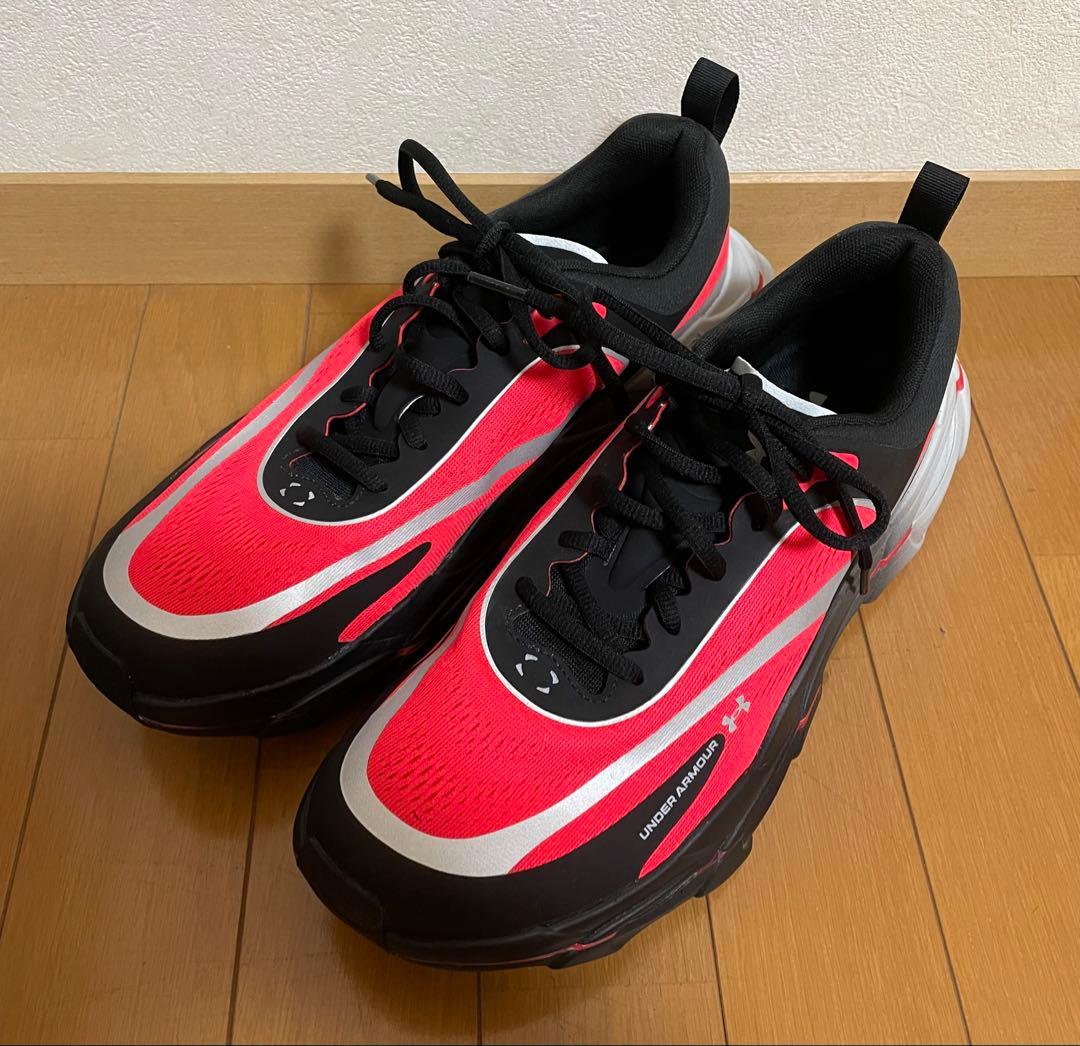 ガ*ム様 アンダーアーマー UA ヘイローレーサー（ランニング/MEN） 28.