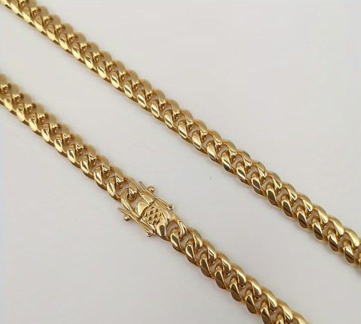 ゴールドネックレス マイアミ キューバン リンク チェーン 18K刻印あり