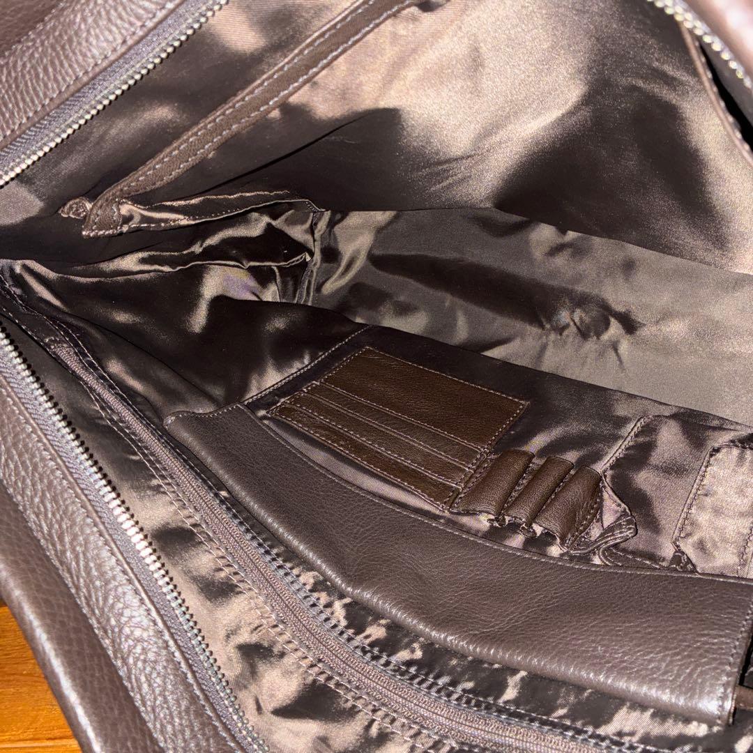 BREE ブリー A4収納 肩掛け可　ビジネスバッグ トートバッグ レザー 本革