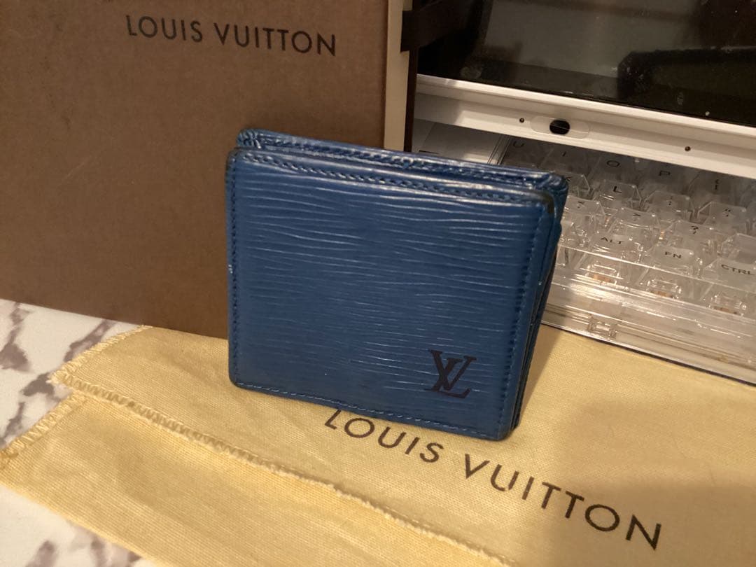 保存袋付ルイヴィトンエピケースLOUIS VUITTON 小銭入れ財布本物