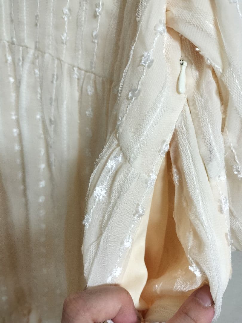 honono バルーンスリーブワンピース　授乳服　マタニティ　ワンピース　L