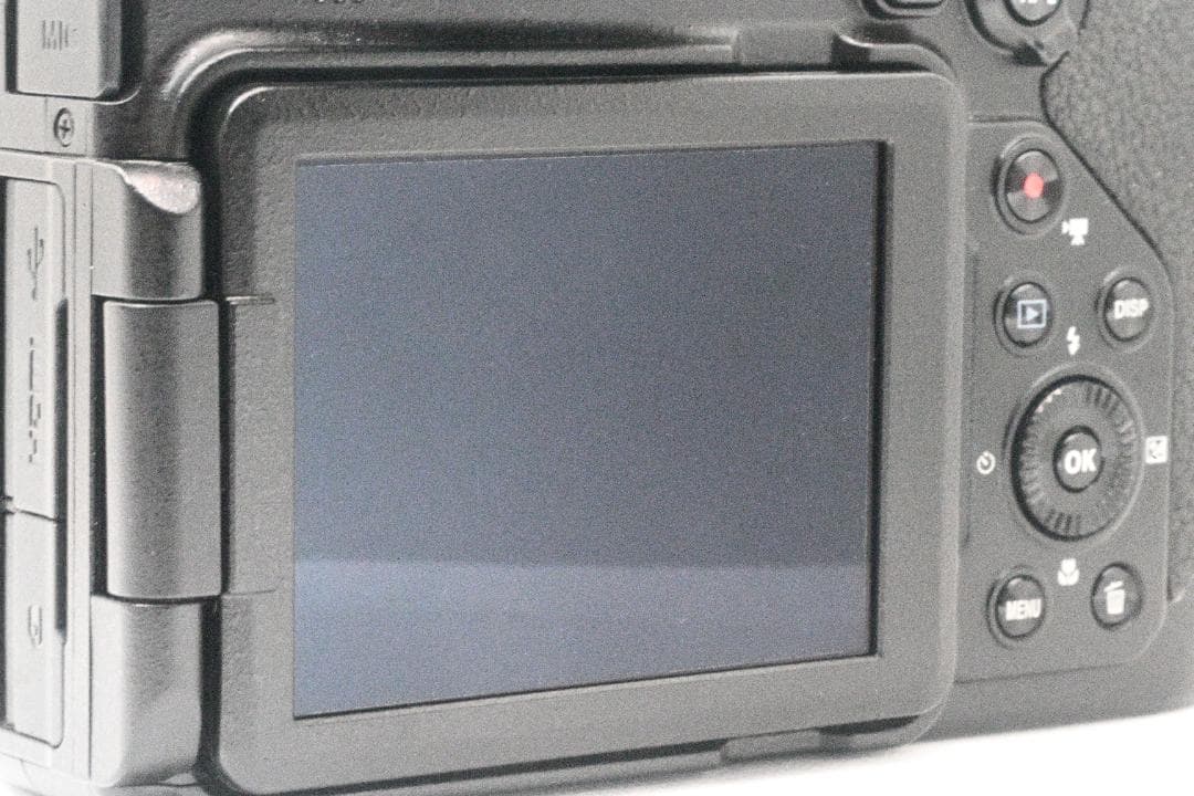 Nikon COOLPIX P1000 コンパクトデジタルカメラ