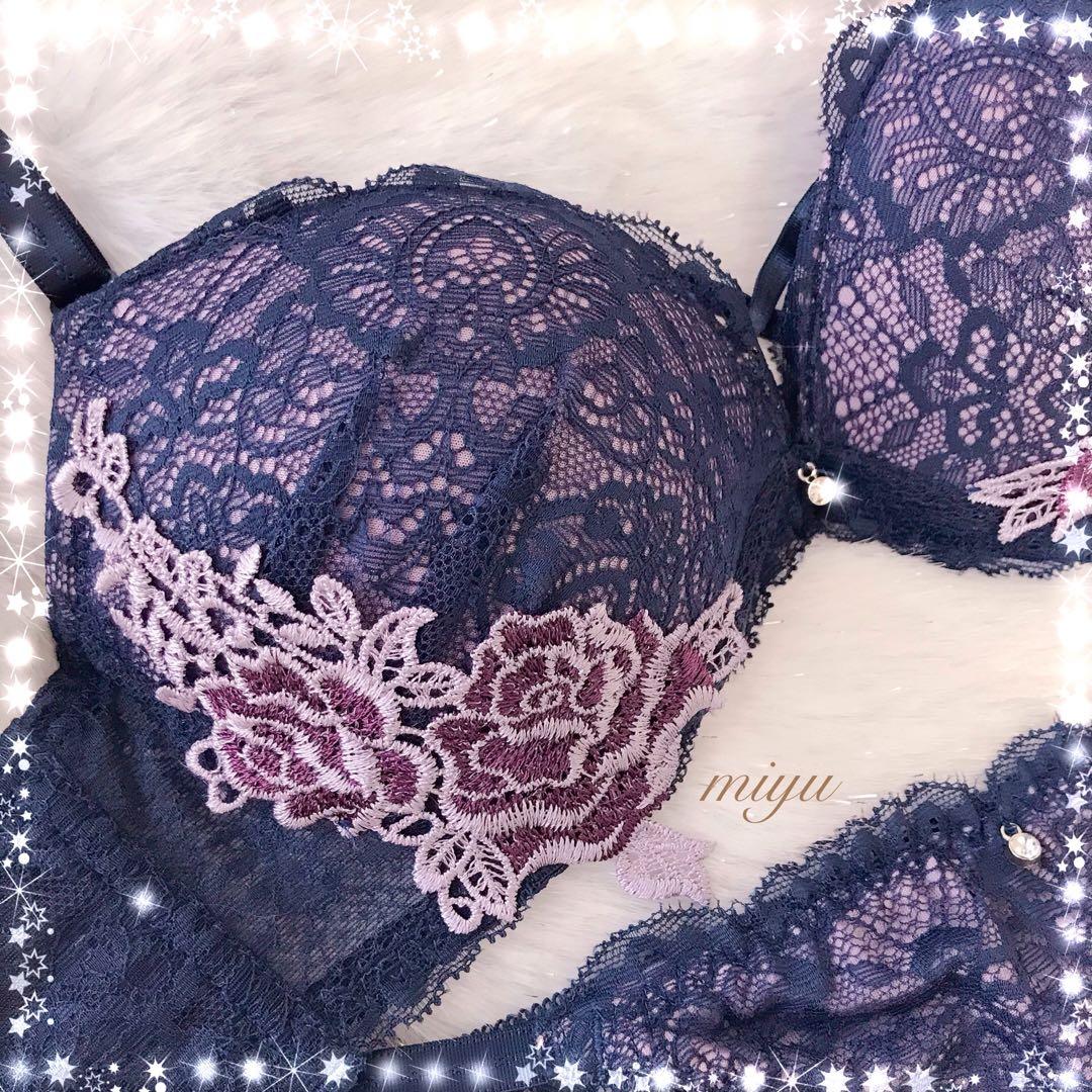 複数割-200★E70、TバックM×2セット♡