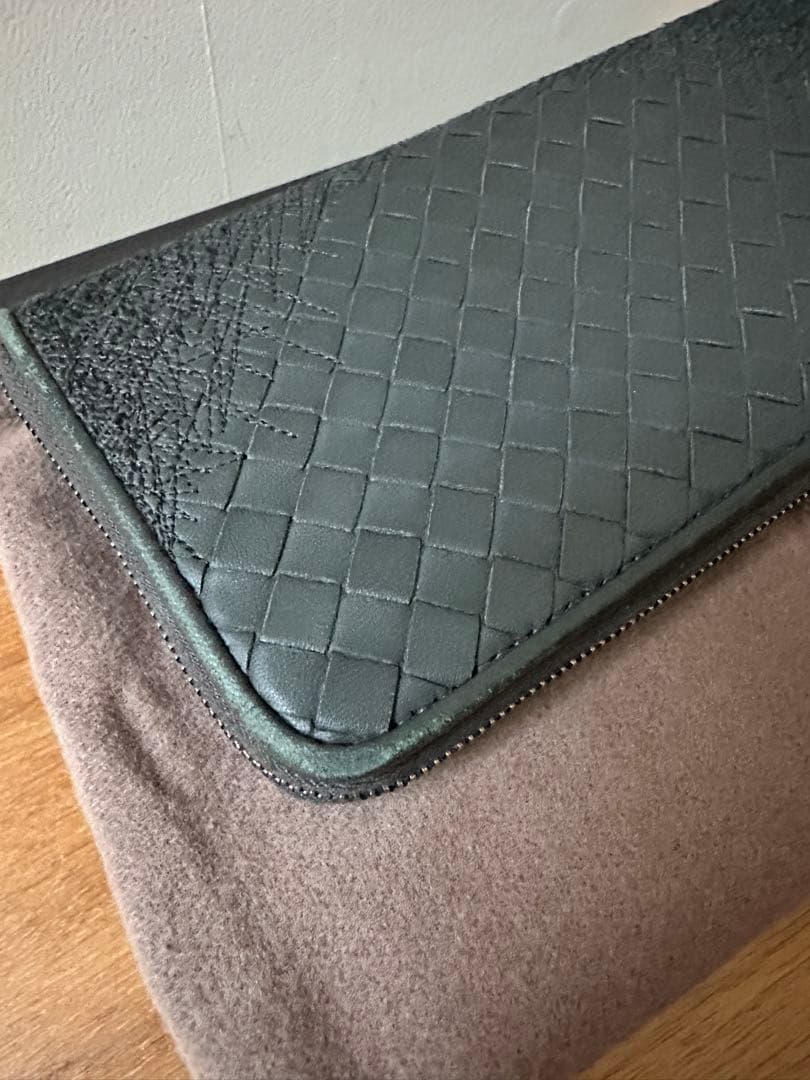 BOTTEGA VENETA 長財布　ジップアラウンド　小銭入れ付