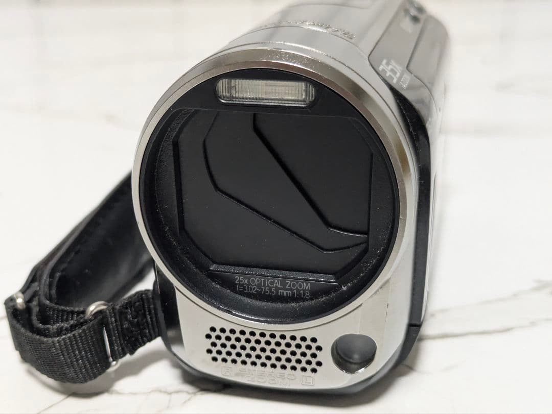 Panasonic　HDC-TM70