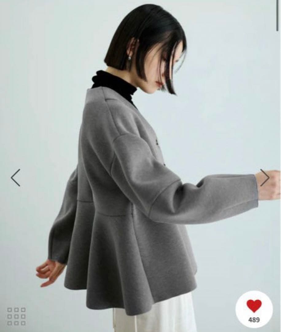 ADAM ET ROPÉ FEMME ミックスボタンペプラムカーディガン