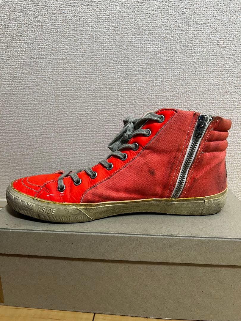 goldenスニーカー