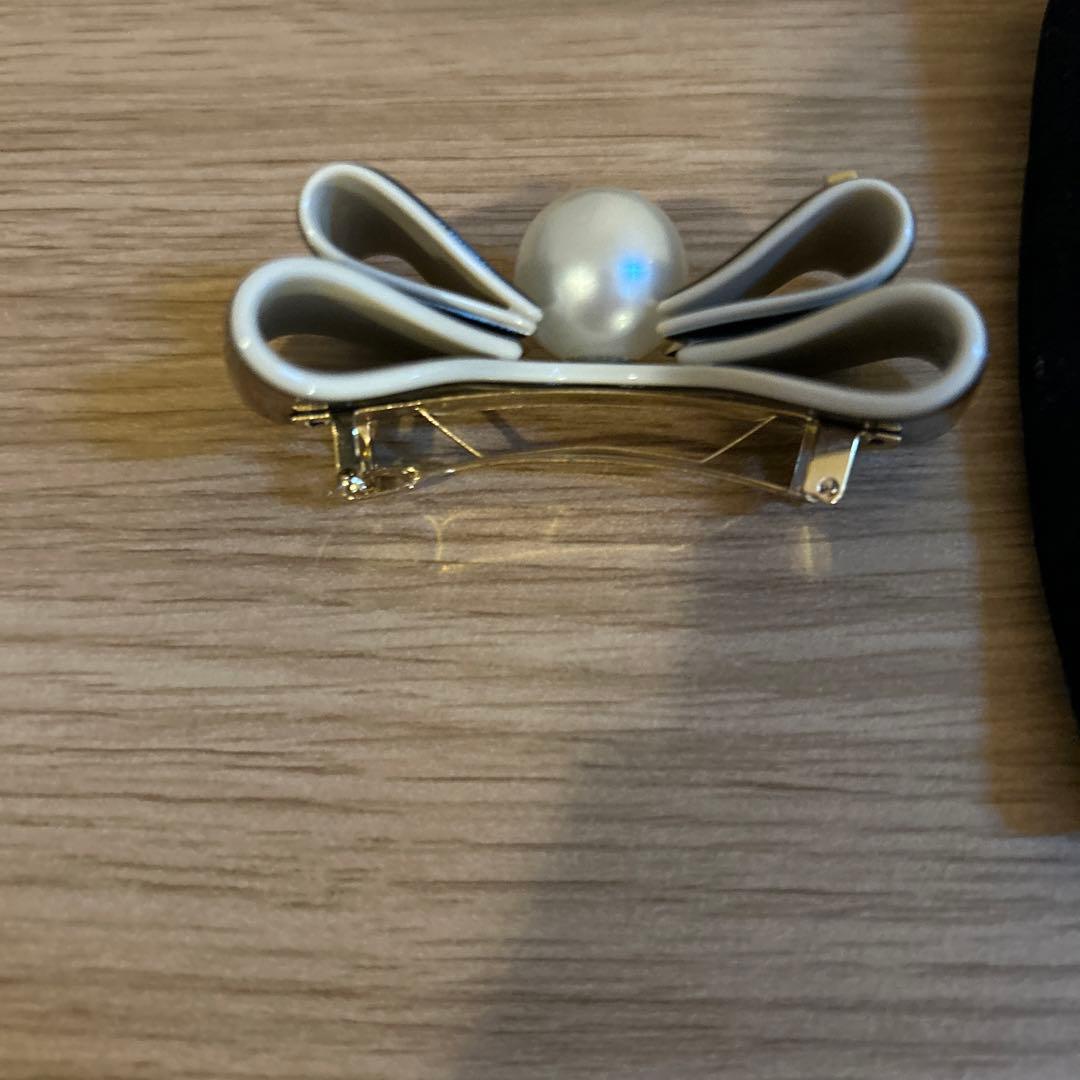 ALEXANDRE DE PARIS リボン型ヘアクリップ