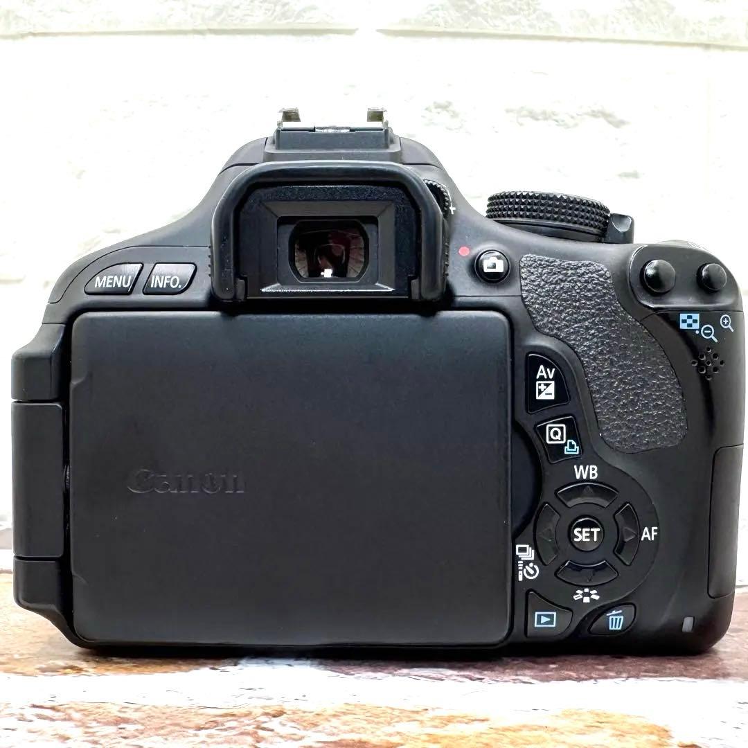 希少シルバー色レンズCanon EOS KISS X5 レンズセットスマホ転送