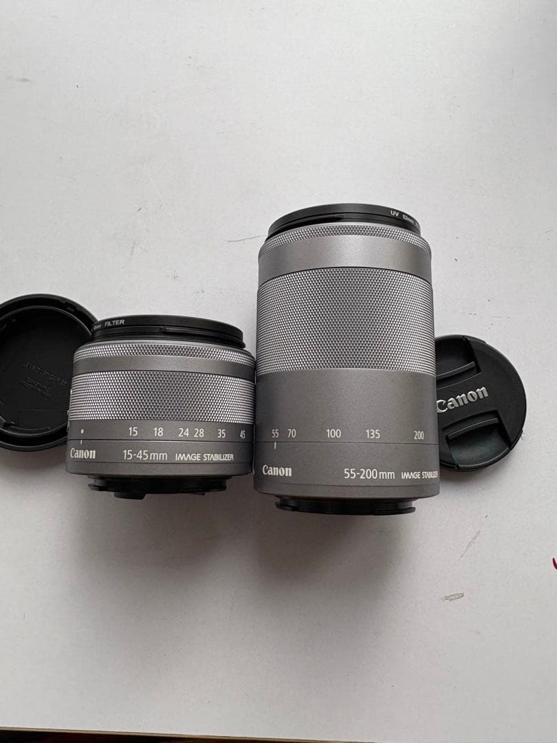 Canon EOS M200 ダブルズームキット ホワイト　ミラーレス一眼