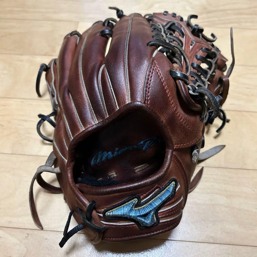 ダイバーシティブルー　硬式外野用