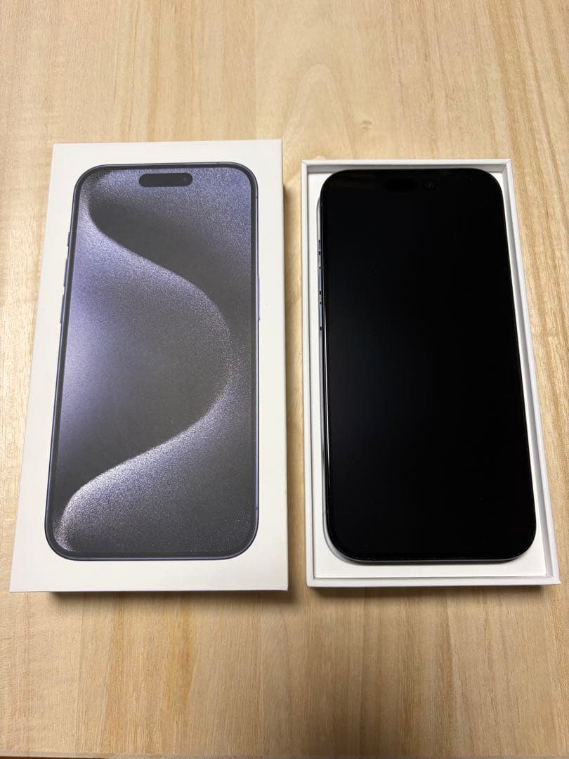 Apple iPhone 15 Pro 256GB 本体