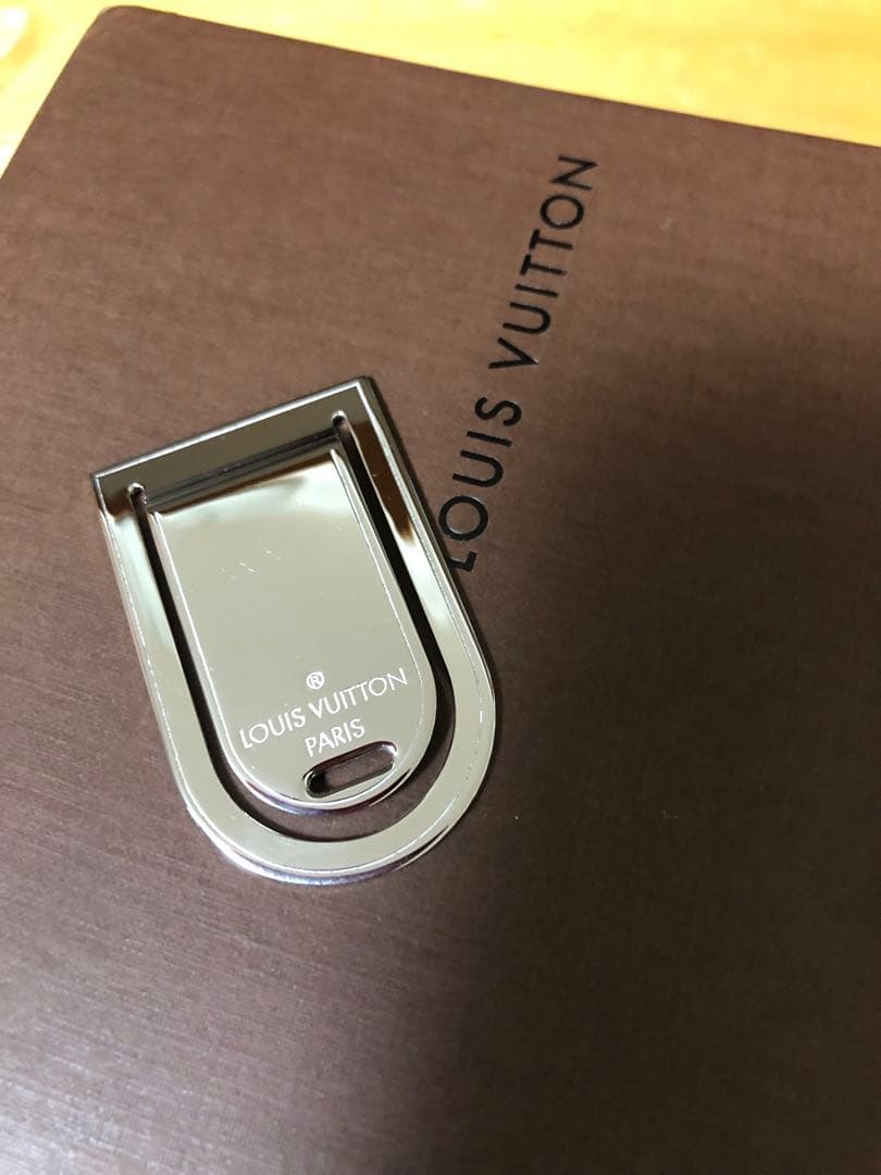 ルイヴィトン マネークリップ　美品