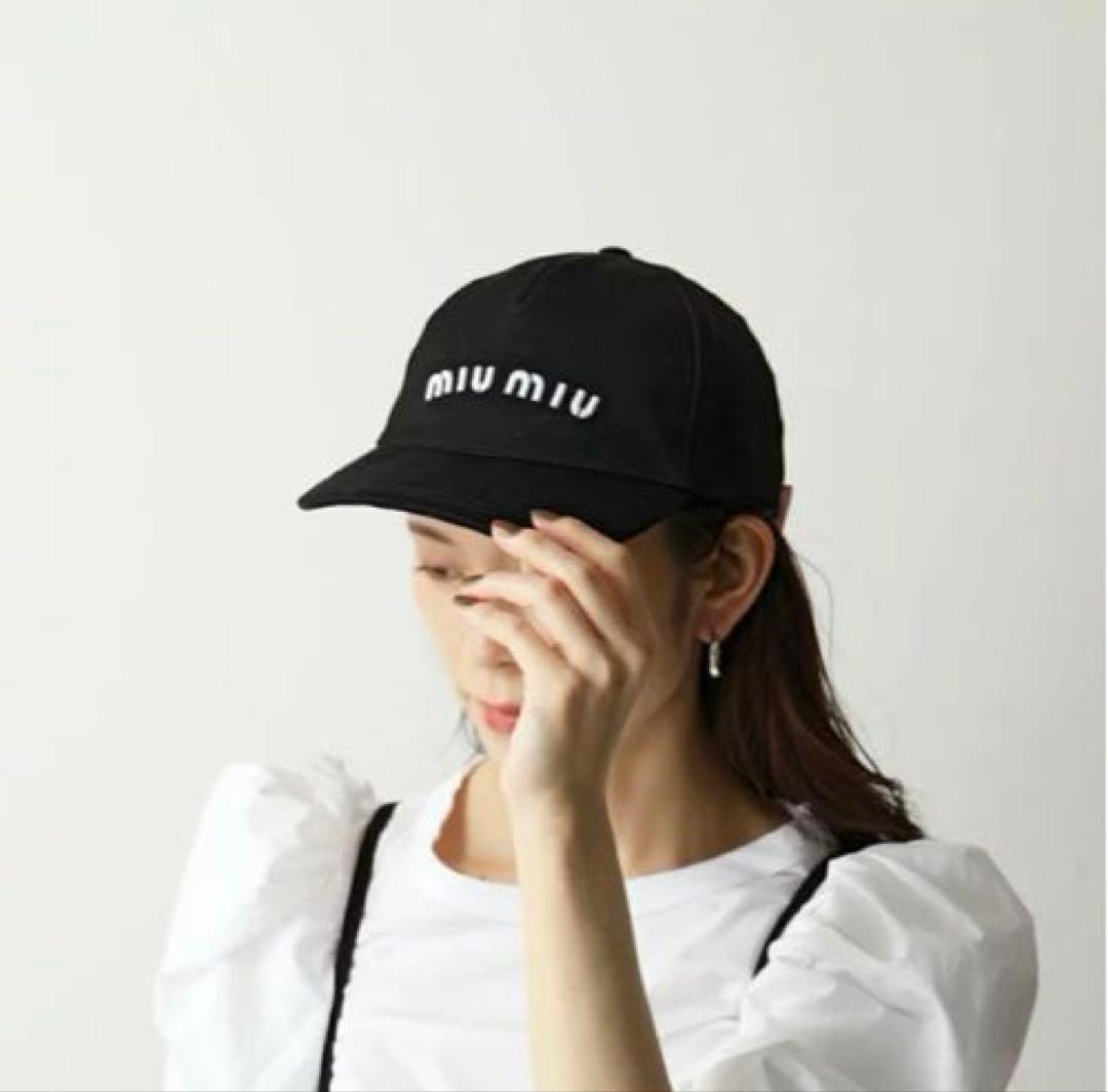 miumiu 2021/22ドット 水玉 ピンクリボン ロゴ 刺繍 キャップ