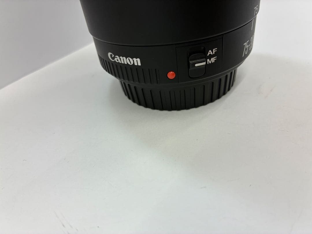 Canon EF 75-300mm 4-5.6 III USM 超望遠レンズ