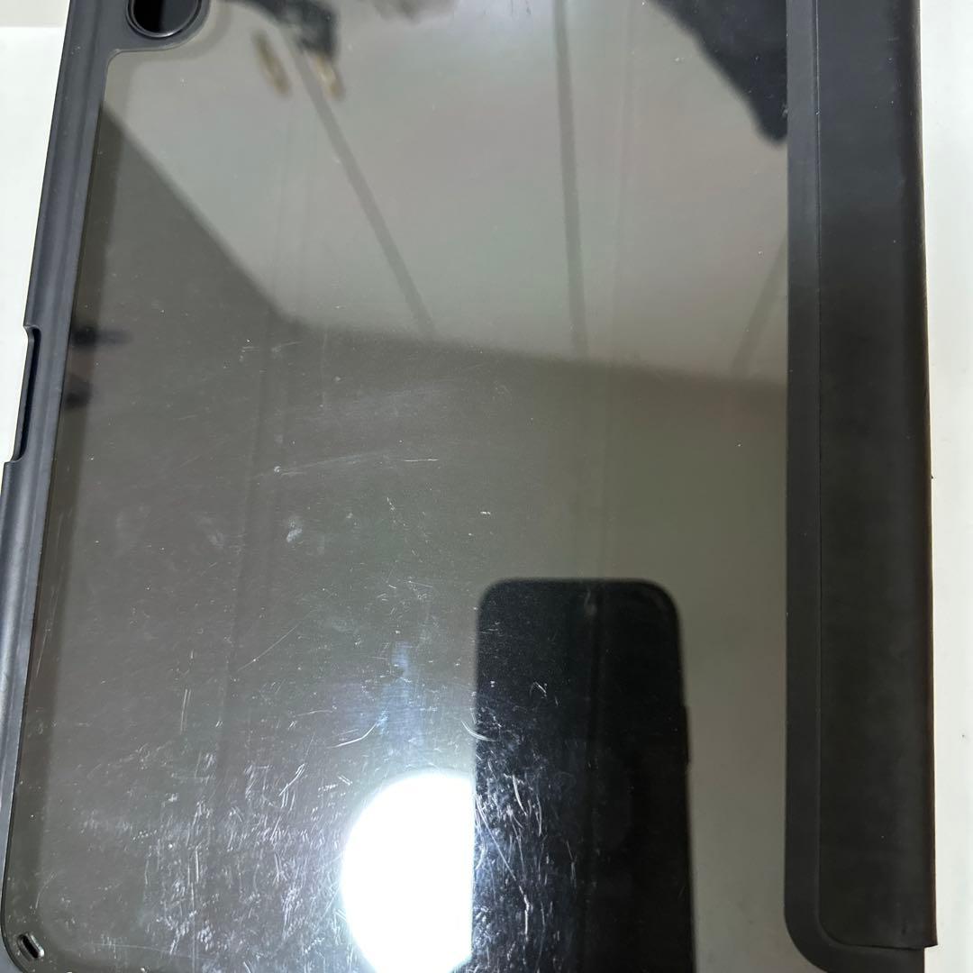 R*a様 Apple iPad シルバー 本体64gb ケースタッチペン付き