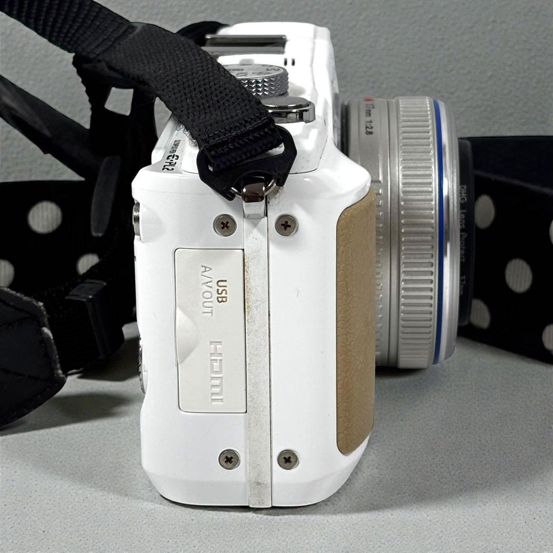 OLYMPUS PEN E-PL2 17mm F2.8 レンズセット