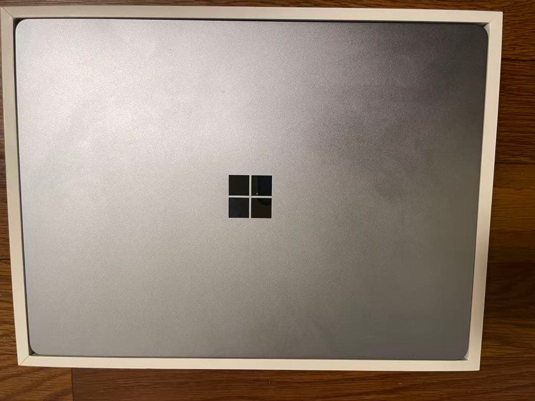 極美品 Surface Laptop Go 3 i5-12 16GB 512GB