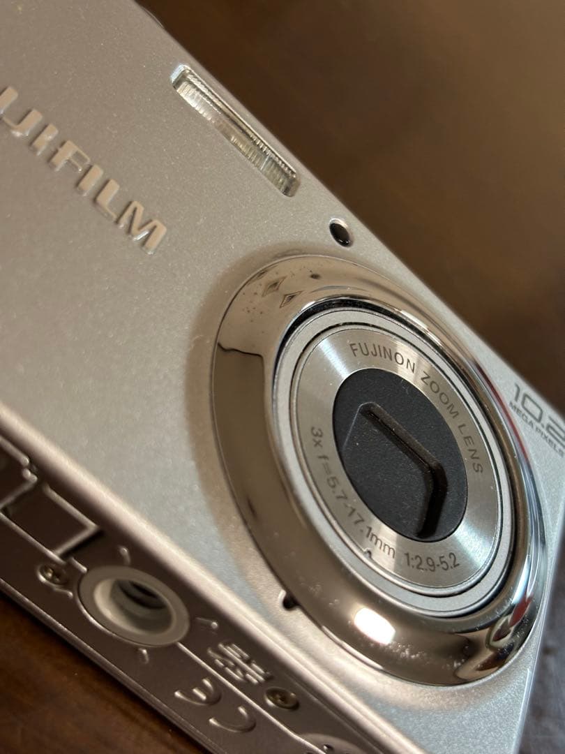 Fujifilm FinePix J27 コンパクトデジタルカメラ