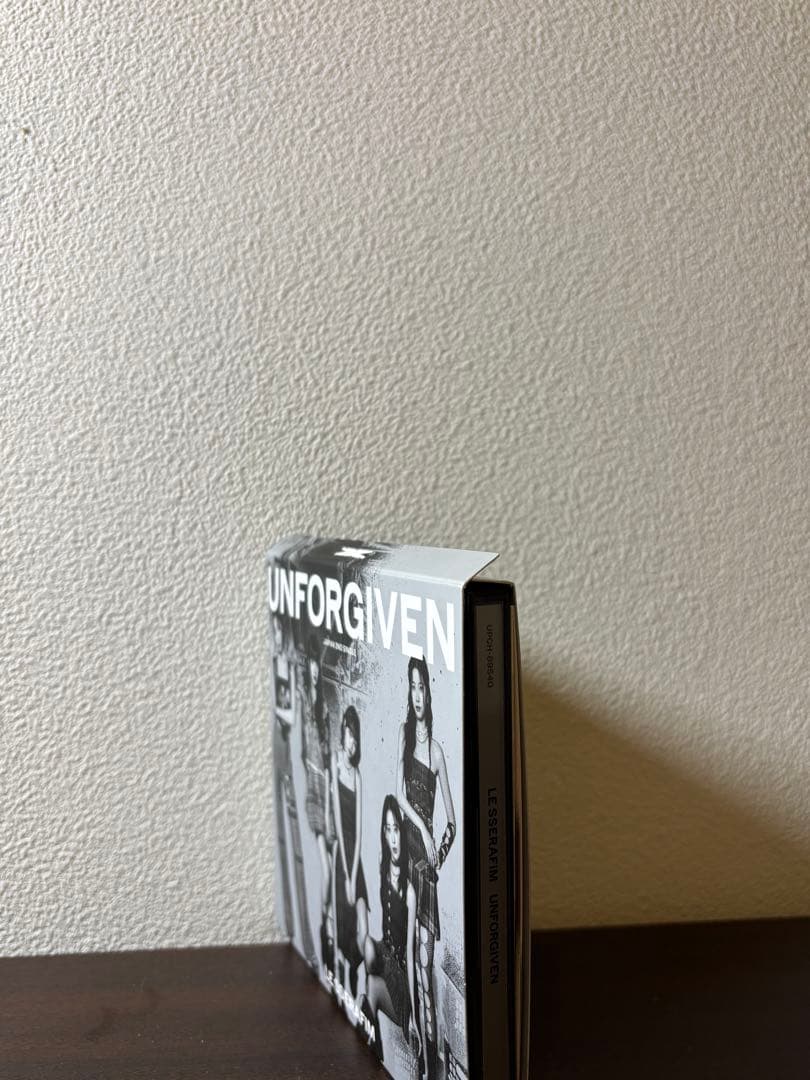 LE SSERAFIM 引退品　トレカ　アルバム　DICON シーグリ　うちわ