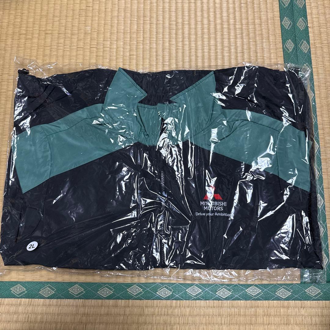 デリ丸★ウィンドブレーカー★新品未使用★