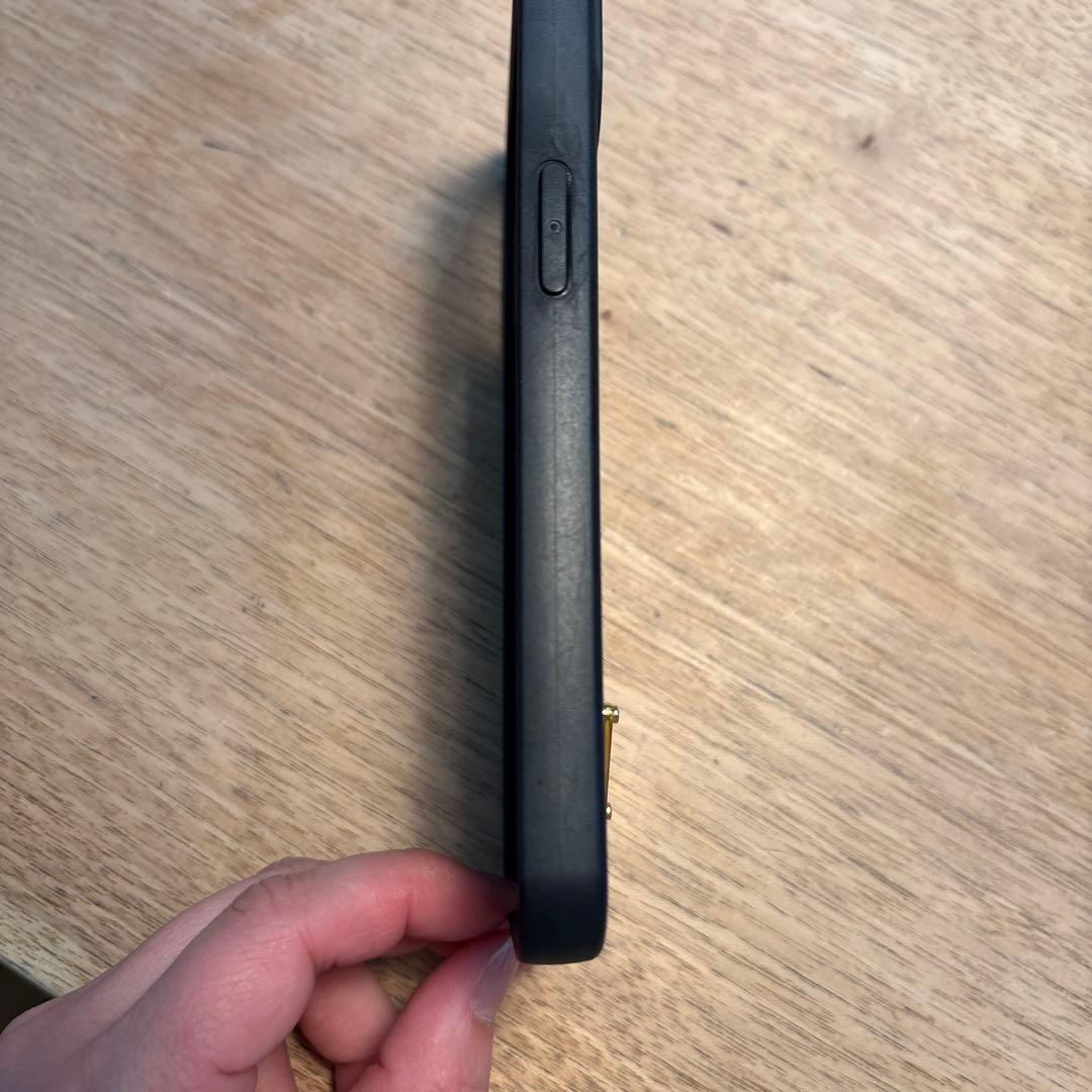 PRADA イエロー レザー iPhone13 ケース