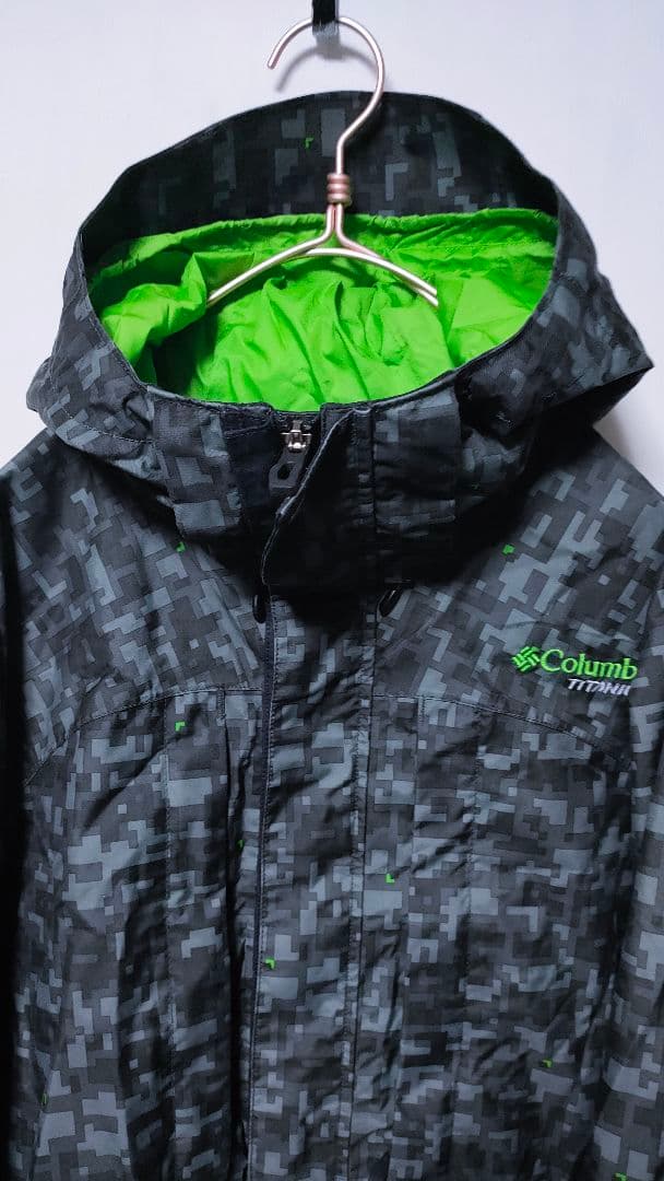 【コロンビア Columbia】 スノーボードウェア メンズ 総柄