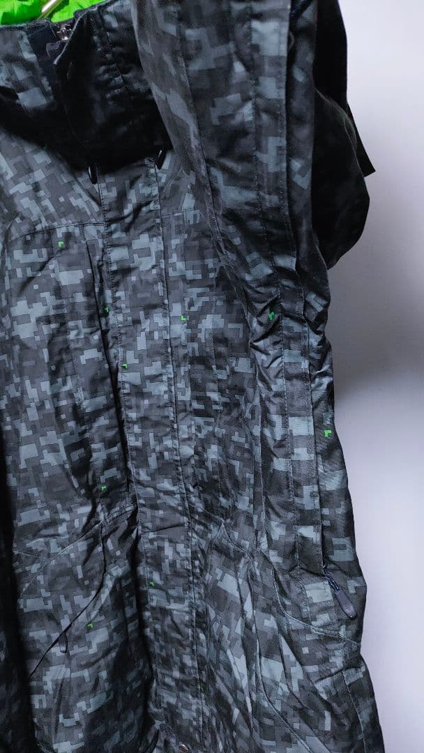 【コロンビア Columbia】 スノーボードウェア メンズ 総柄