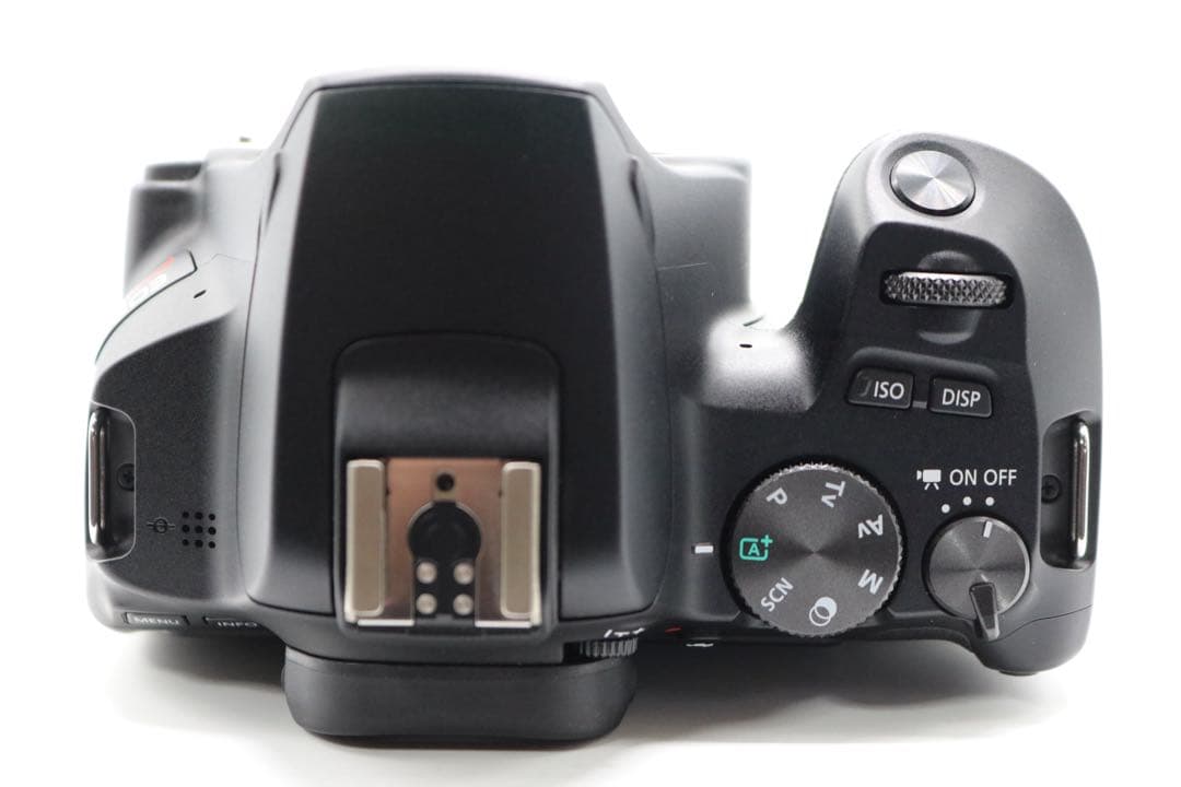 ボディほぼ新品 【Canon EOS Kiss X10 ダブルレンズセット】