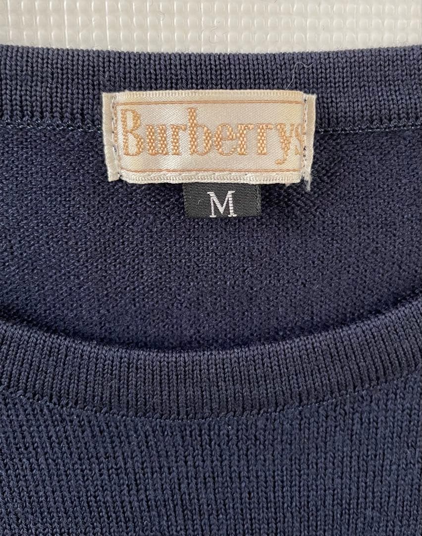 【バーバリー】Burberrys クルーネックウールニット　イニシャル刺繍