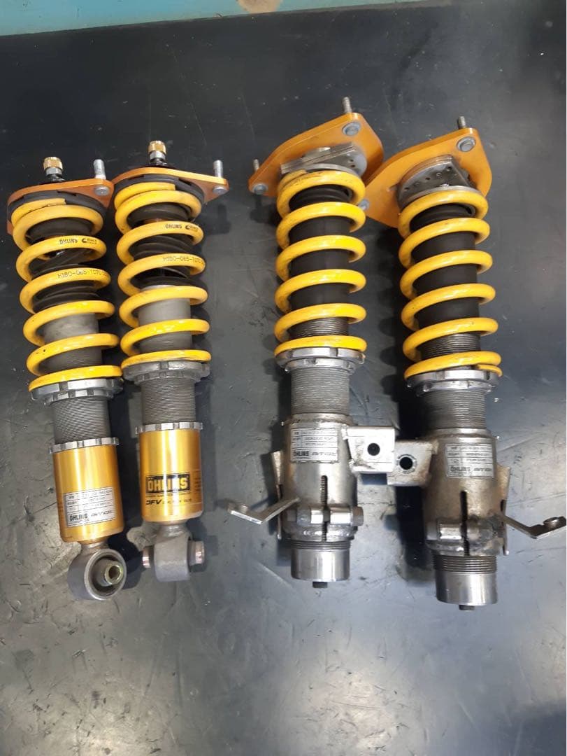 中古サスペンションKIT メーカー　オーリンズ