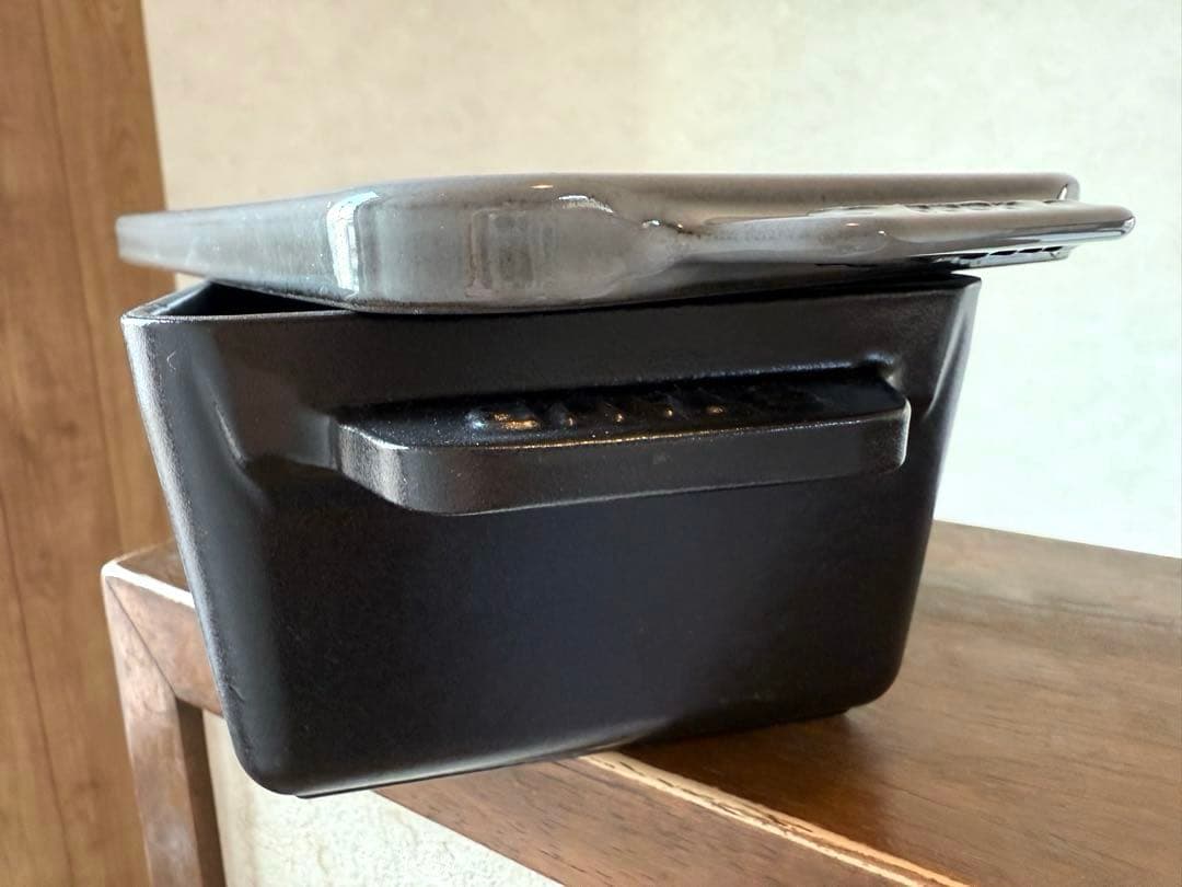 ストウブSTAUB希少廃盤ローフパン/ケーキ＆ブレッドパン新品未使用正規品保証付