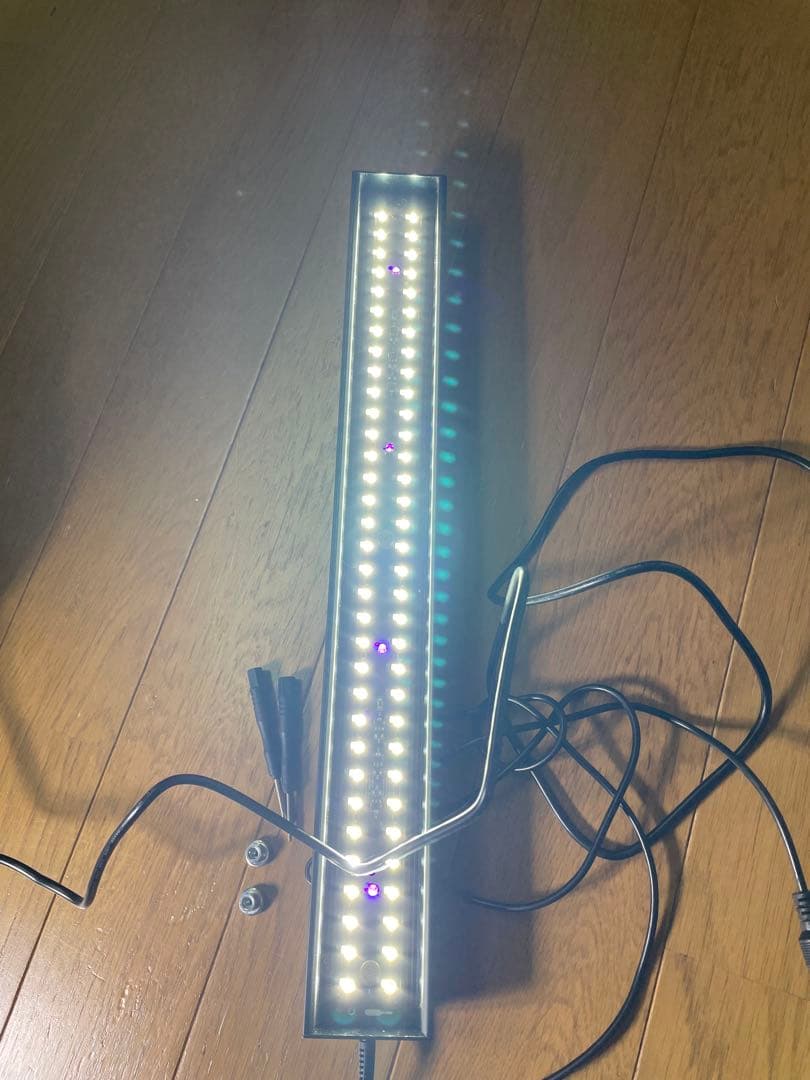 バータイプ ソラリウムUV LED 400 爬虫類