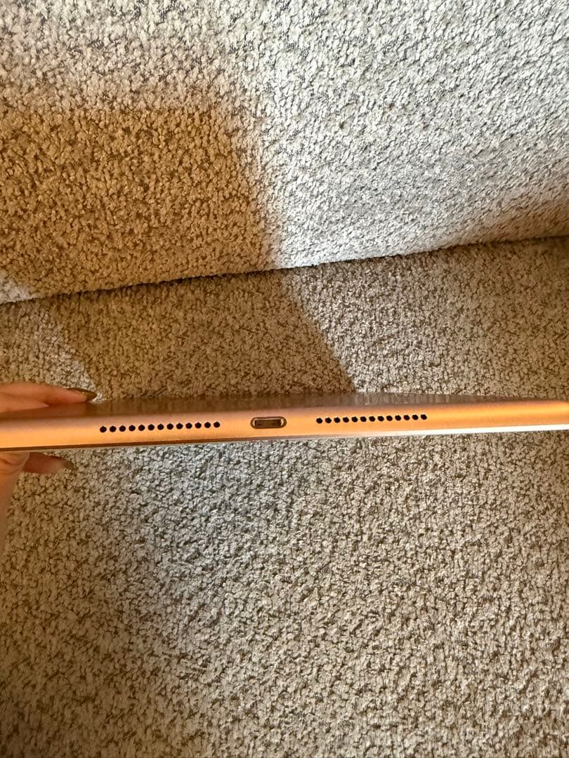 Apple iPad 第8世代 128G WiFi