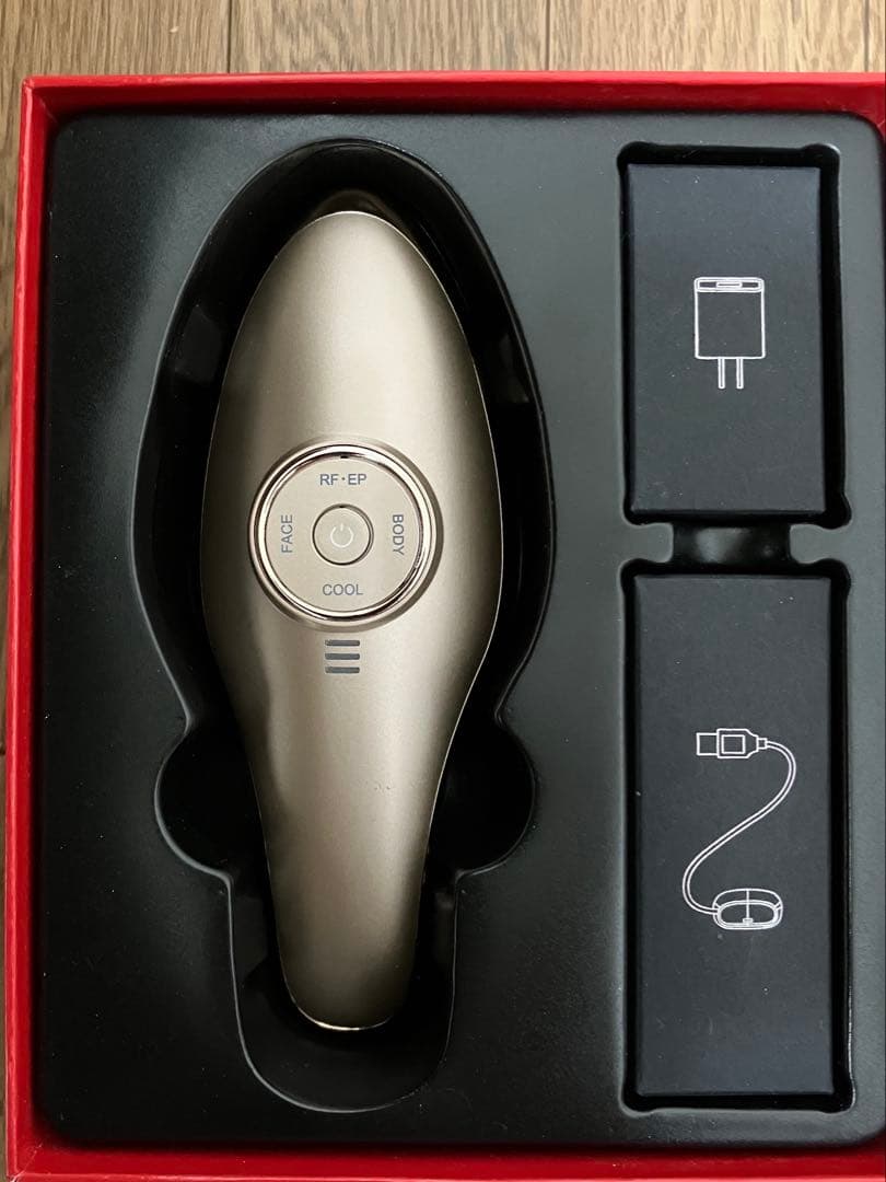 MEラボンエクラ　美顔器 ME LABOUM ECLAT ECT-02