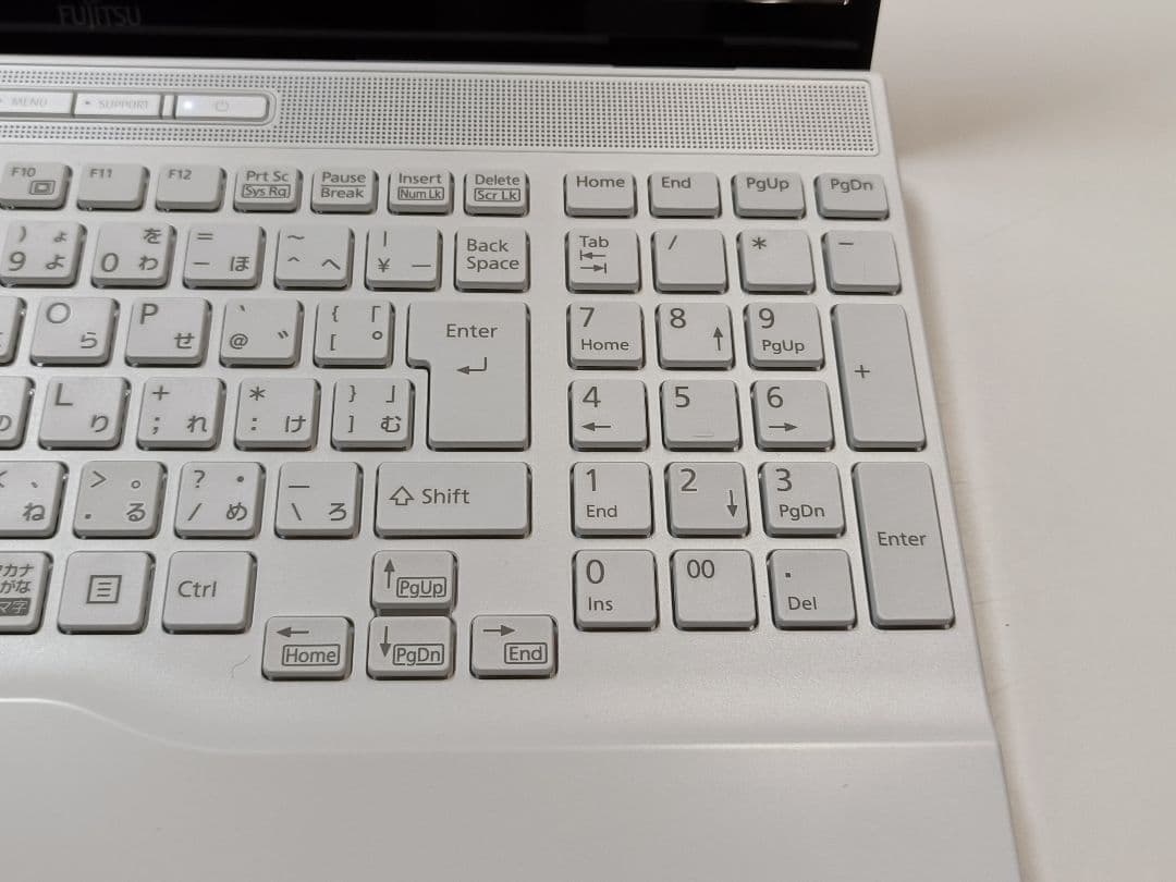 2021年 富士通 Windows11 15.6型 ノートパソコン SSD 40