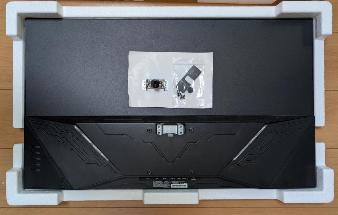 【訳アリ】JAPANNEXT 31.5インチ UHD LED 4K モニター