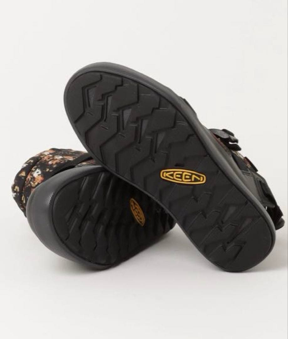 【美品】KEEN 防水ブーツ　23.5cm 16cm セット　親子コーデ