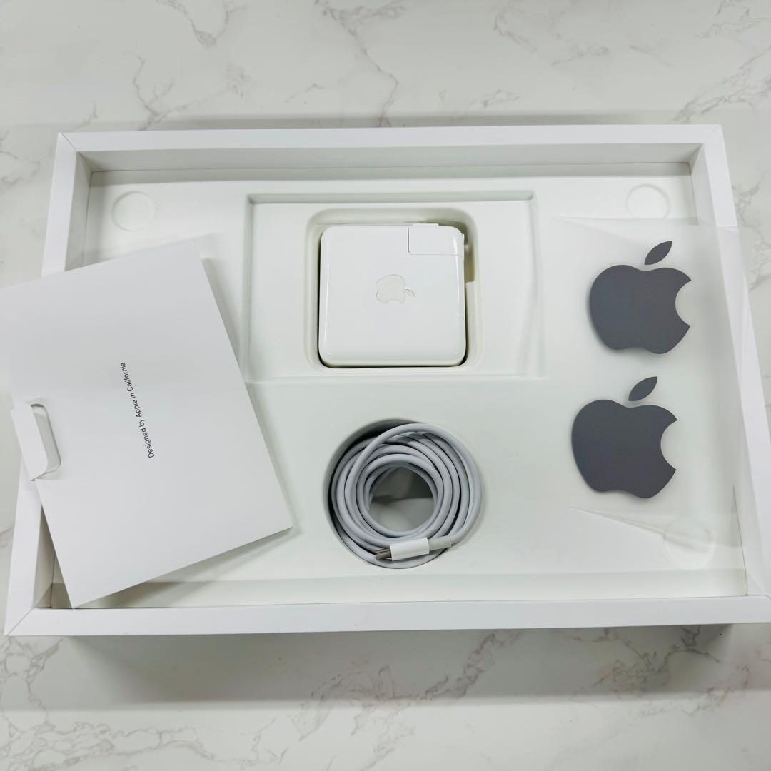 MacBook Pro 13インチ 2020 M1 16GB 256GB