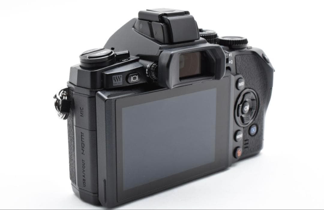 OLYMPUS OM-D E-M1 ボディ ブラック