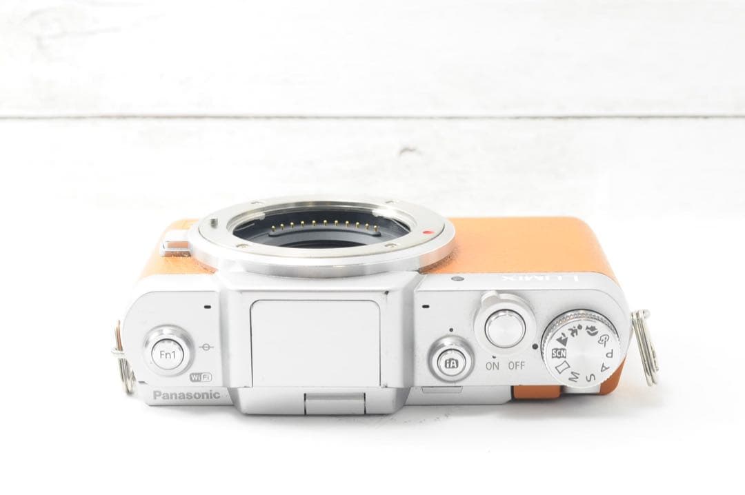 ❤️シャッター数わずか1741回❤️WI-Fi&自撮り❤️LUMIX GF7