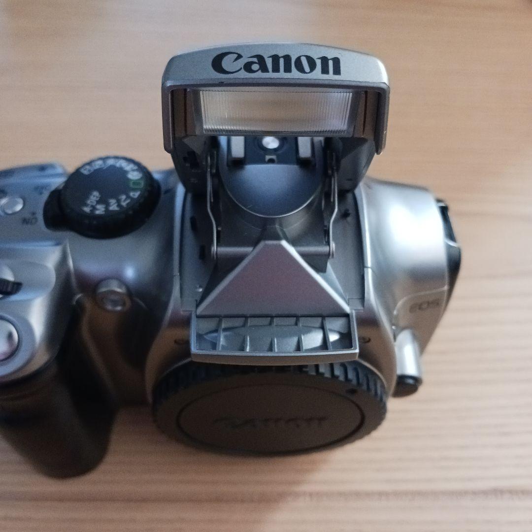Canon EOS Kiss Digital デジタル一眼レフ　デジタル ボディ