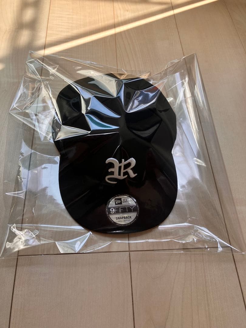 平野紫耀　NEW ERA ブラック キャップ